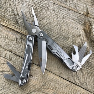 LEATHERMAN REV. Обзор мультитула начального уровня.